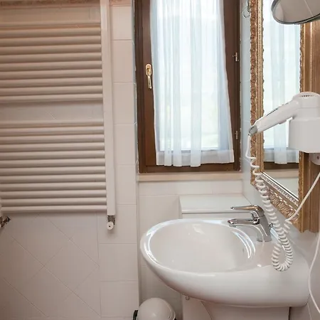 Il Casale Di Monica *